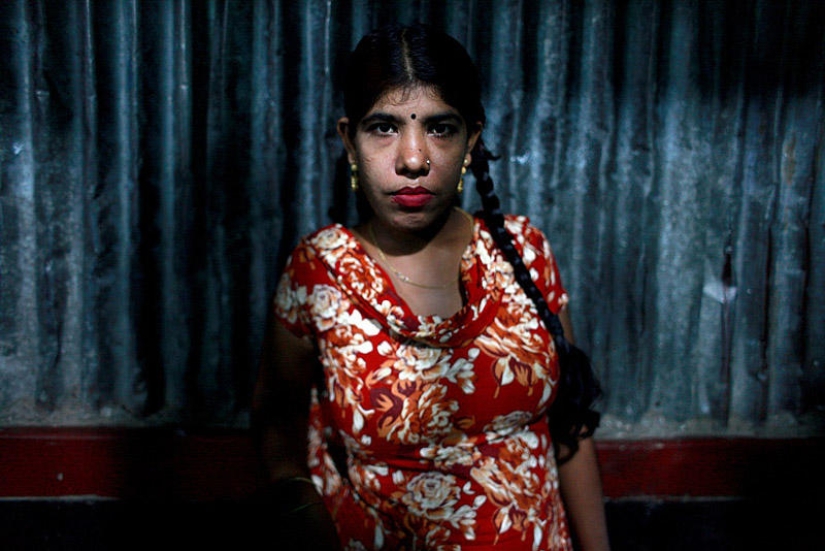 Infancia robada - Niñas prostitutas de Bangladesh Infancia robada - Niñas prostitutas de Bangladesh
