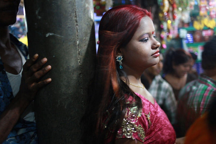 Infancia robada - Niñas prostitutas de Bangladesh Infancia robada - Niñas prostitutas de Bangladesh