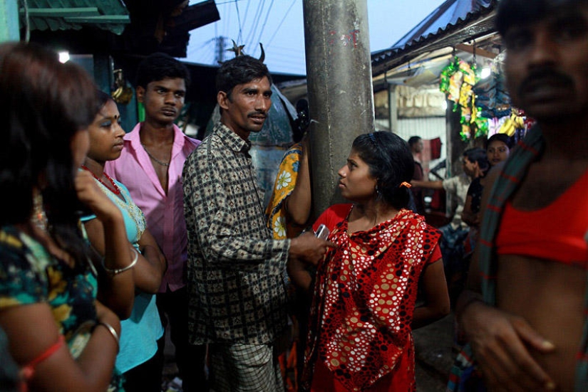 Infancia robada - Niñas prostitutas de Bangladesh Infancia robada - Niñas prostitutas de Bangladesh