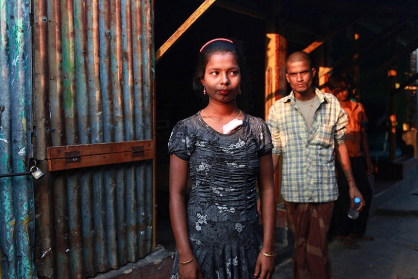 Infancia robada - Niñas prostitutas de Bangladesh Infancia robada - Niñas prostitutas de Bangladesh