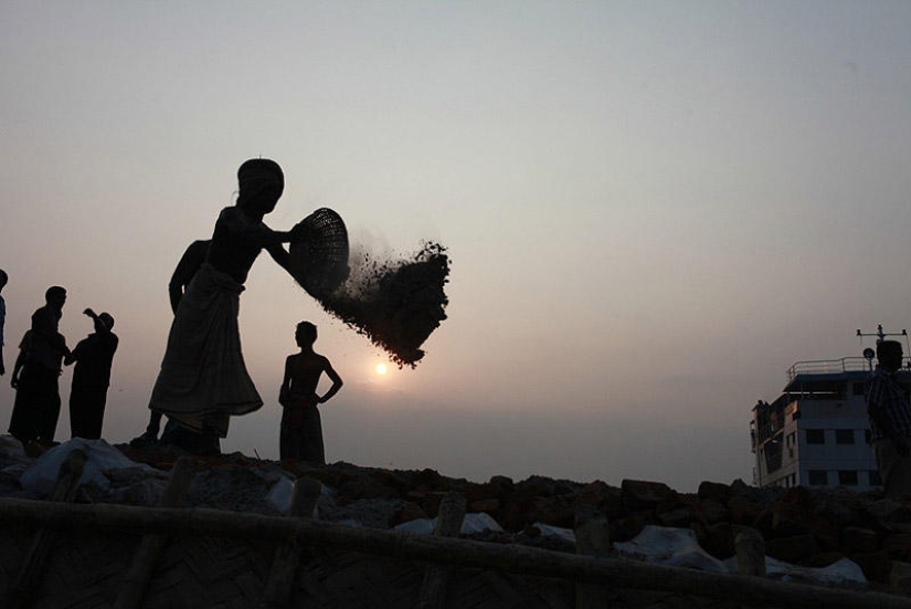 Infancia robada - Niñas prostitutas de Bangladesh Infancia robada - Niñas prostitutas de Bangladesh