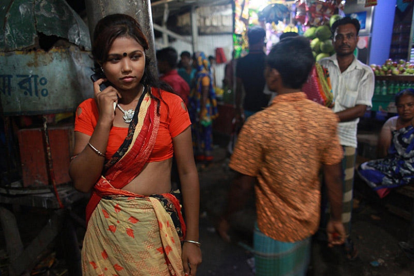 Infancia robada - Niñas prostitutas de Bangladesh Infancia robada - Niñas prostitutas de Bangladesh