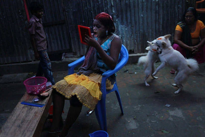 Infancia robada - Niñas prostitutas de Bangladesh Infancia robada - Niñas prostitutas de Bangladesh