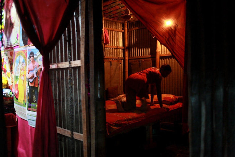 Infancia robada - Niñas prostitutas de Bangladesh Infancia robada - Niñas prostitutas de Bangladesh