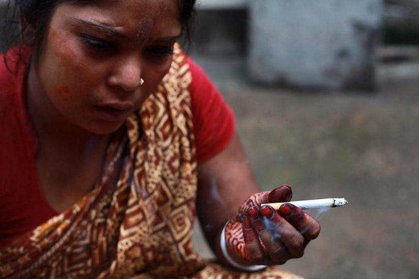 Infancia robada - Niñas prostitutas de Bangladesh Infancia robada - Niñas prostitutas de Bangladesh