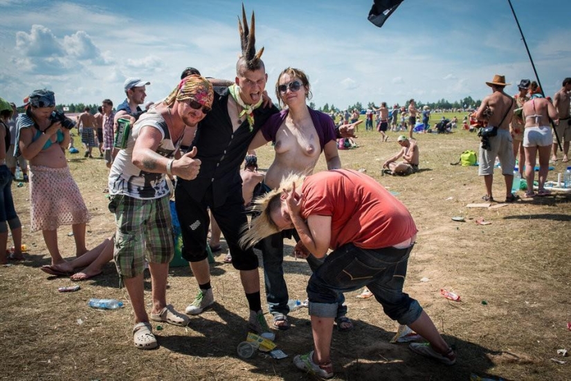 Invasión: ¡sobrevive a pesar de! ..