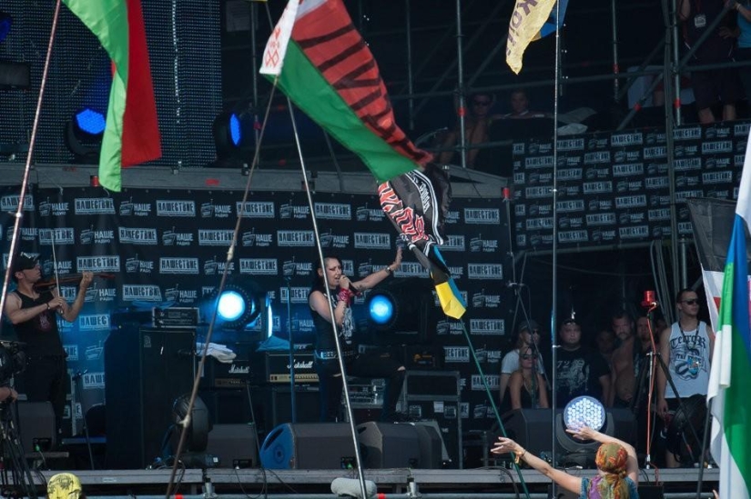 Invasión: ¡sobrevive a pesar de! ..