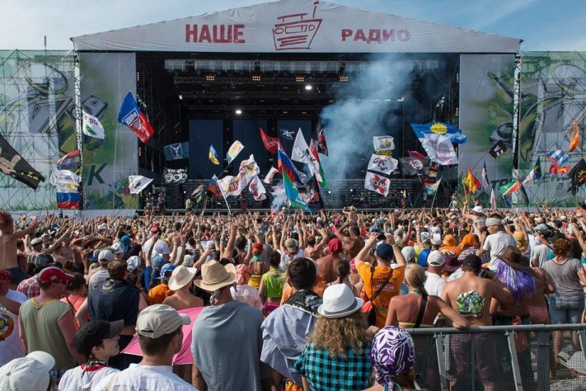 Invasión: ¡sobrevive a pesar de! ..