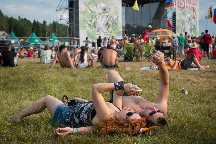 Invasión: ¡sobrevive a pesar de! ..