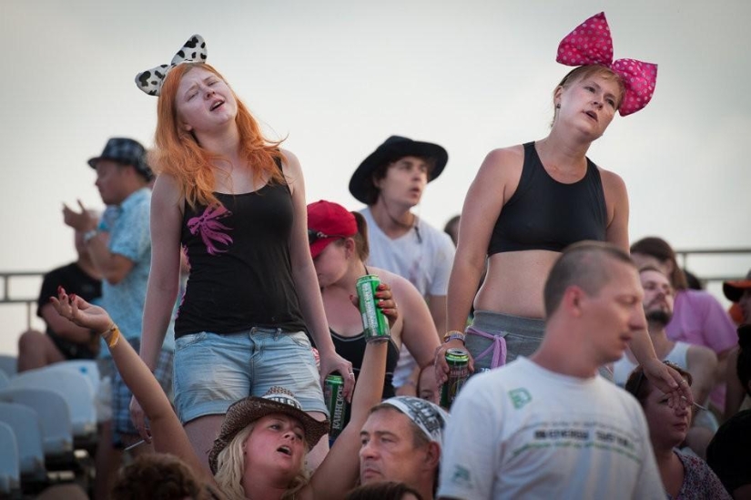 Invasión: ¡sobrevive a pesar de! ..