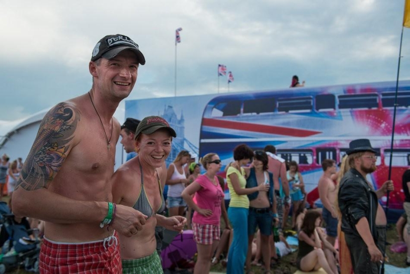 Invasión: ¡sobrevive a pesar de! ..