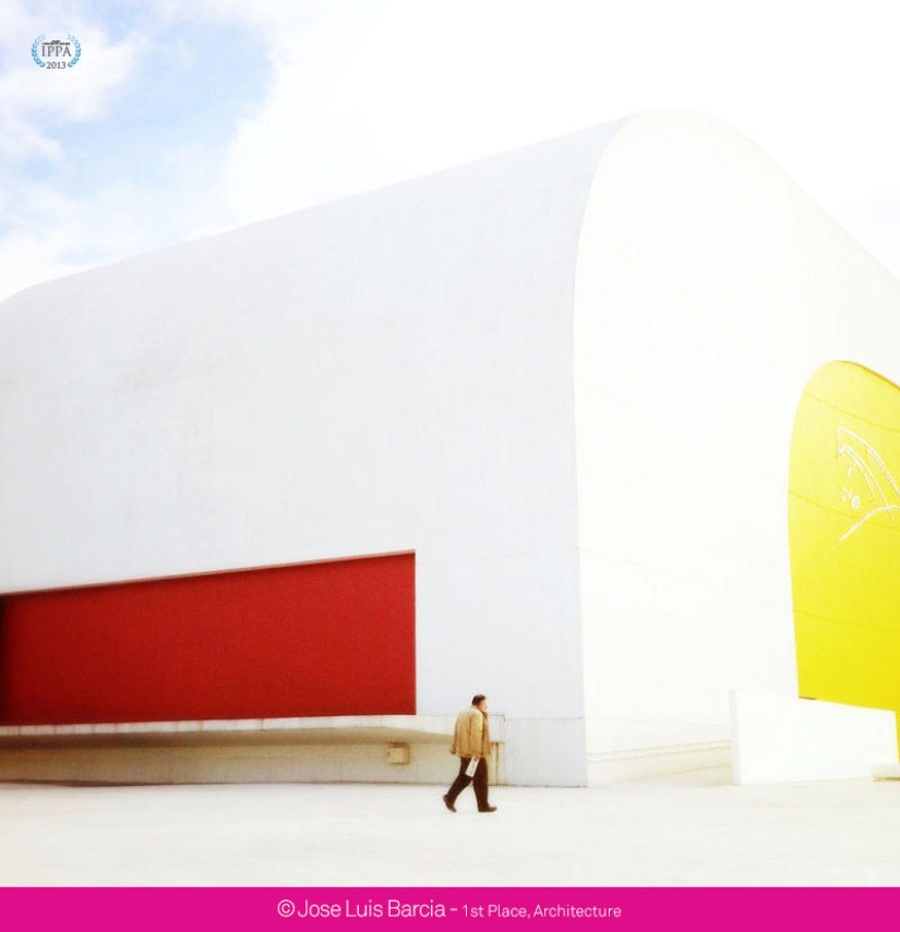 iPhone Photography Awards 2013 iPhone Photography Awards 2013