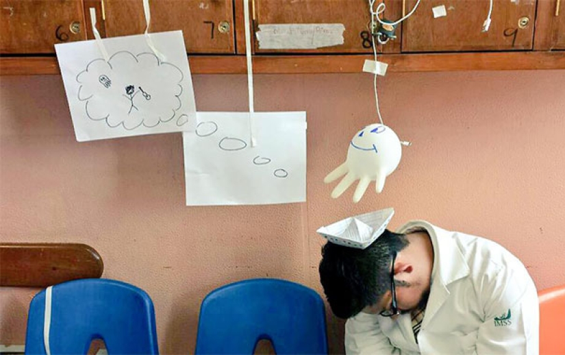 #ITogeLay down: un flash mob de médicos en apoyo de un residente dormido