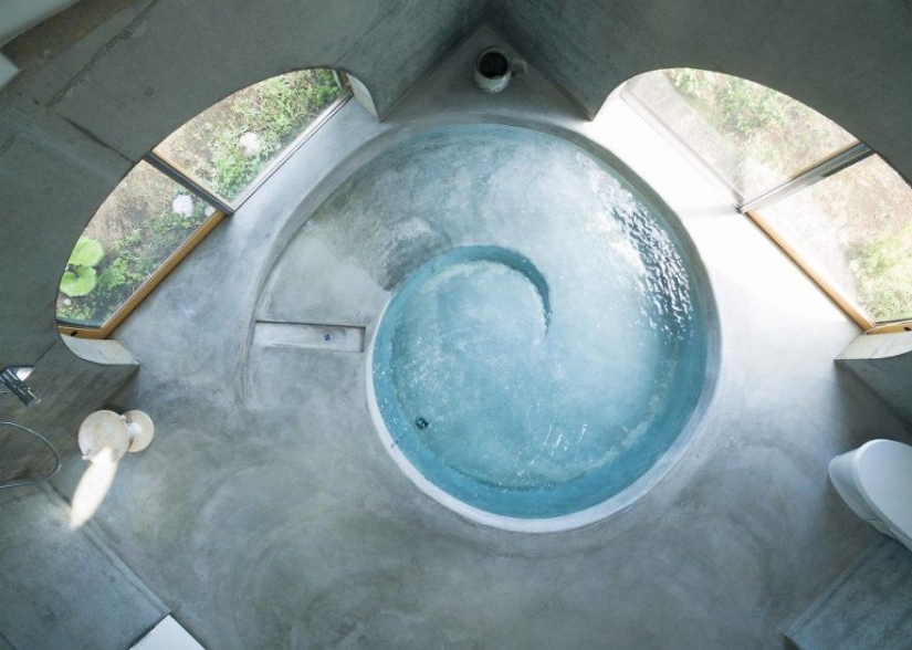 Japanese architect built a dream house for retired businessmen