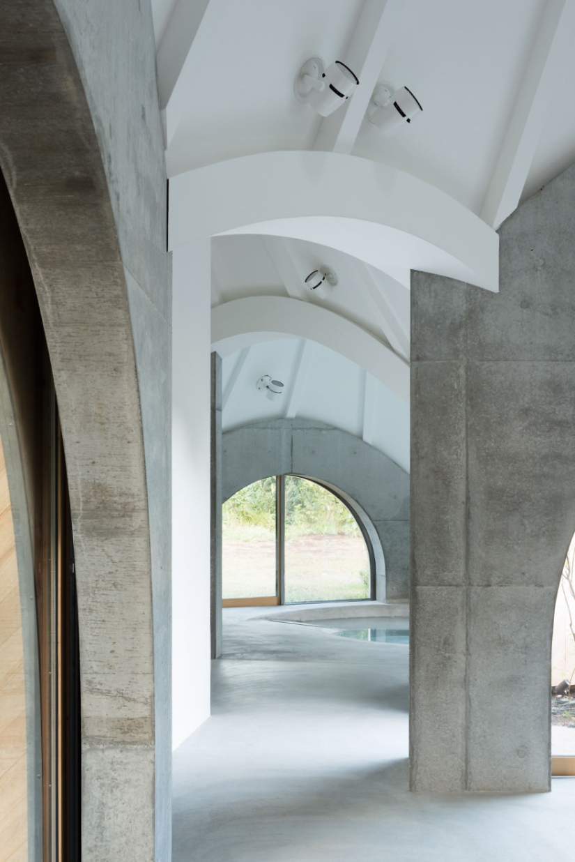 Japanese architect built a dream house for retired businessmen