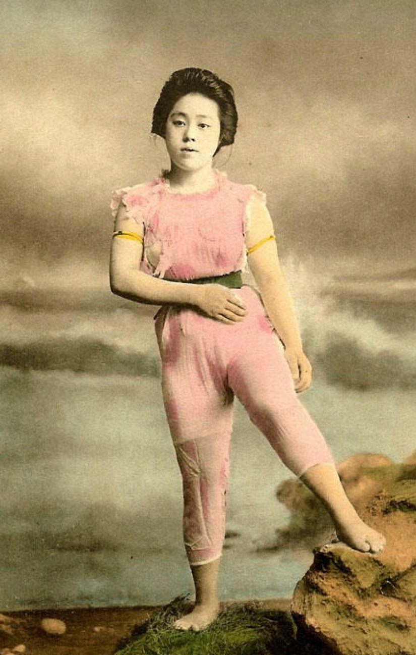 Japanese Pin-up: 1870-1920