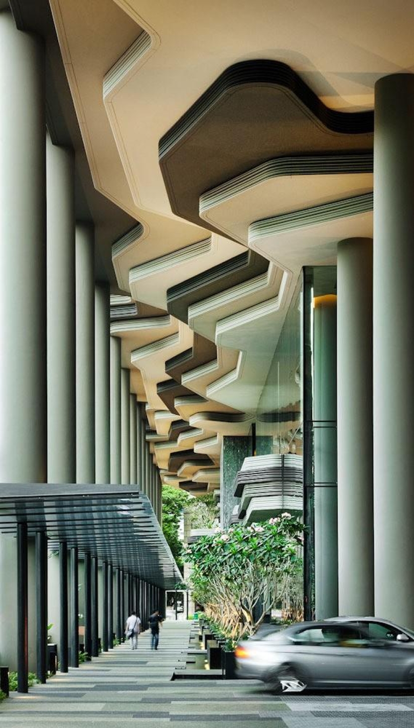 Jardín único en la fachada de un hotel en Singapur. Jardín único en la fachada de un hotel en Singapur.