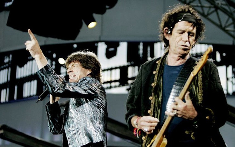 Jimi Hendrix and 19 other great guitarists of our time