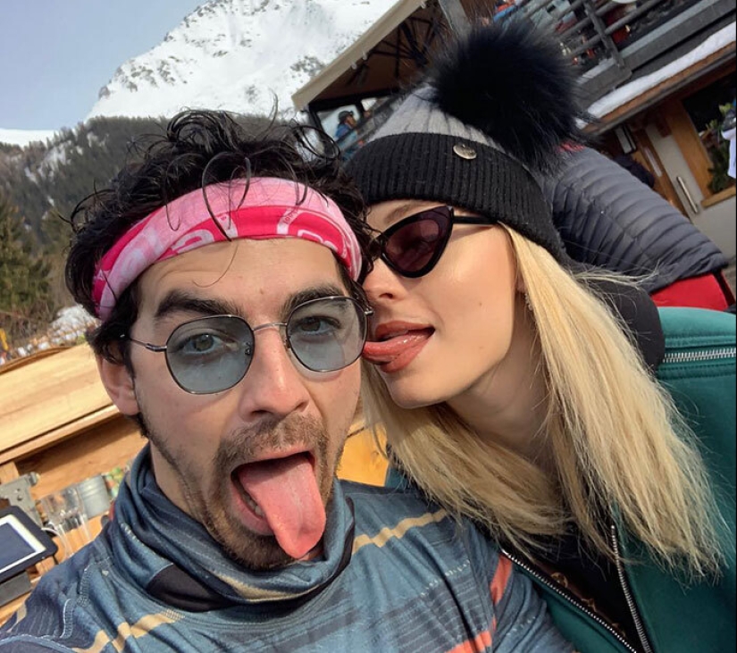 Joe Jonas Allegedly Hires Divorce Lawyer Amid 4-Year Marriage To Sophie Turner