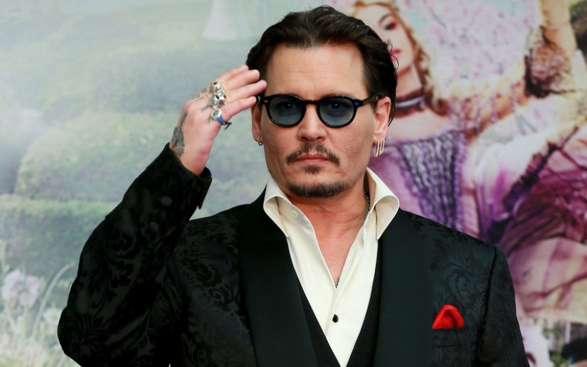 Johnny Depp te enseñará a gastar 2 millones de dólares al mes Johnny Depp te enseñará a gastar 2 millones de dólares al mes