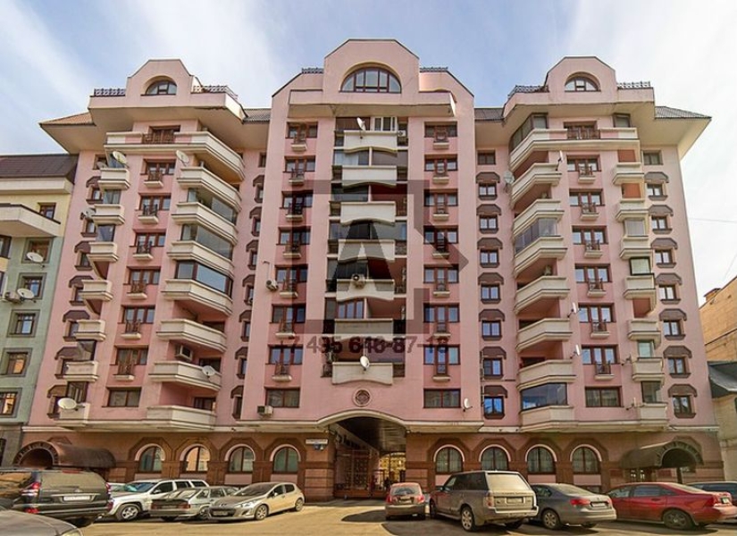 Just some trash: apartments of the Moscow rich Just some trash: apartments of the Moscow rich