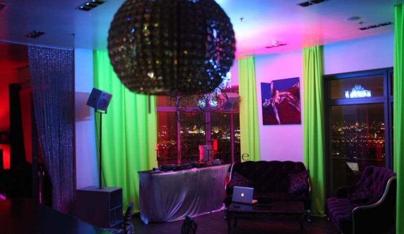 Just some trash: apartments of the Moscow rich Just some trash: apartments of the Moscow rich