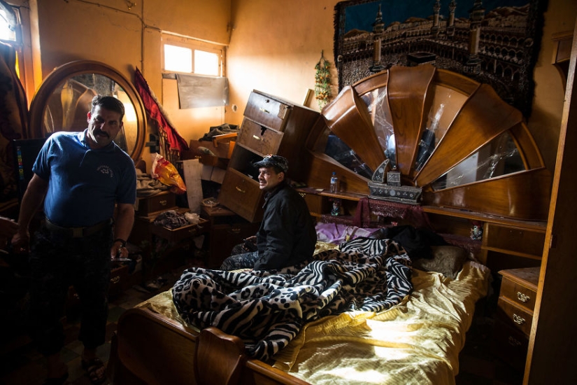 Kill or be killed: action-packed footage of the anti-terrorist operation in Iraq