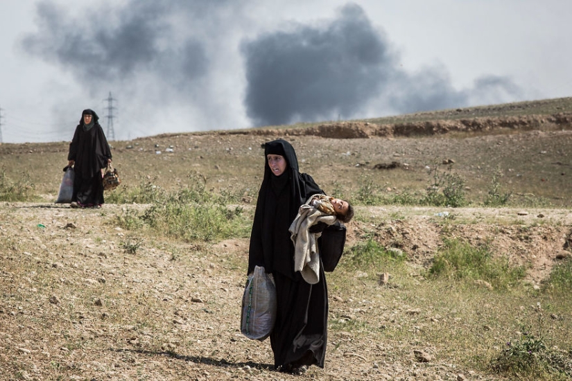 Kill or be killed: action-packed footage of the anti-terrorist operation in Iraq