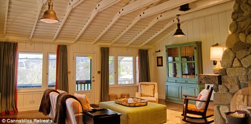 "Konoplayf": se ha abierto en Estados Unidos un centro de "yoga psicodélico" con marihuana "Konoplayf": se ha abierto en Estados Unidos un centro de "yoga psicodélico" con marihuana