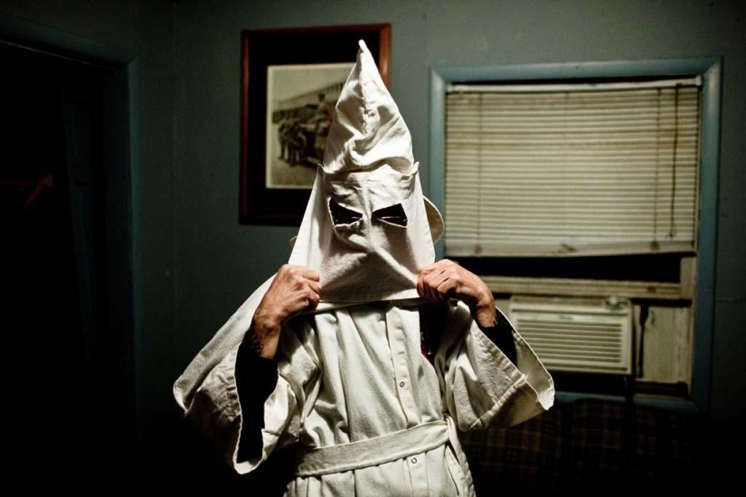 Ku Klux Klan hoy Ku Klux Klan hoy