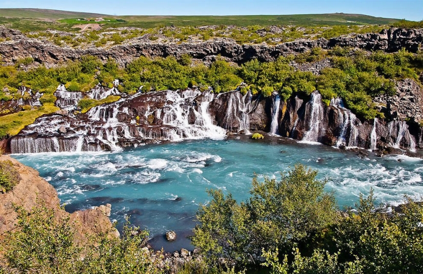 La belleza de las cascadas de Islandia en fotografías