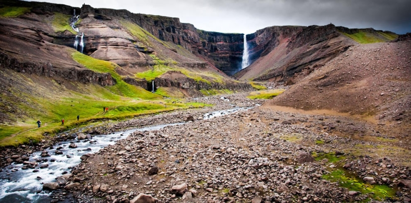 La belleza de las cascadas de Islandia en fotografías