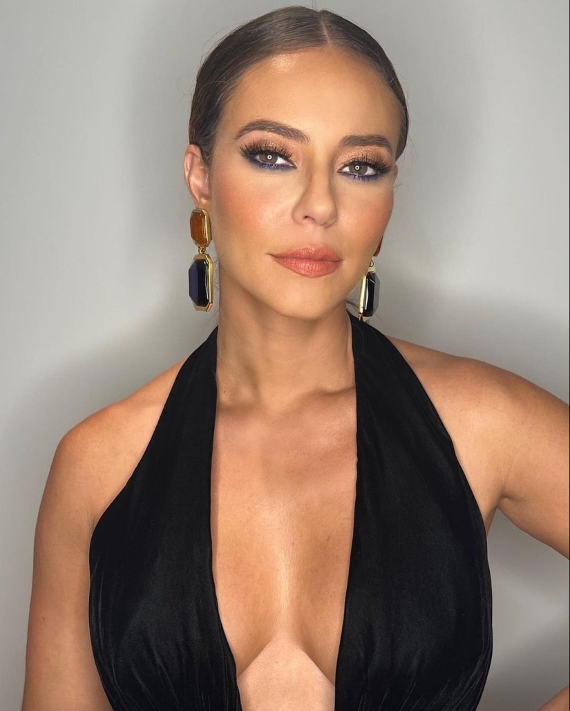 La cara más hermosa del carnaval! Famosa actriz, bailarina y reina del Gran Río - Paolla Oliveira