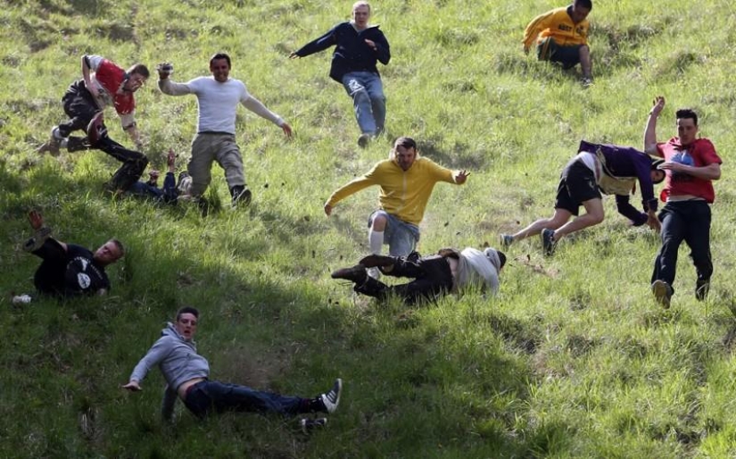 La competencia más ridícula y despiadada de mayo: Cooperschild Cheese Race 2013