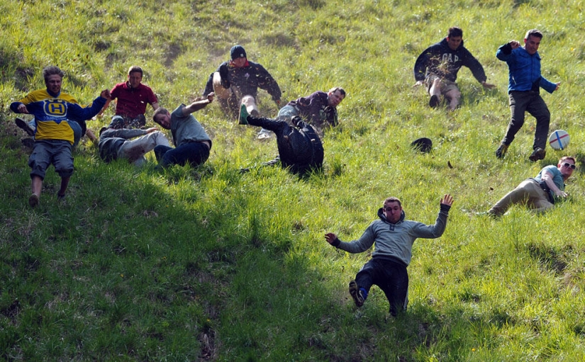 La competencia más ridícula y despiadada de mayo: Cooperschild Cheese Race 2013