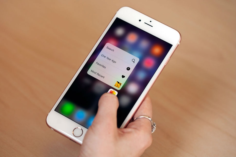 La evolución del iPhone, uno de los teléfonos inteligentes más populares del mundo La evolución del iPhone, uno de los teléfonos inteligentes más populares del mundo