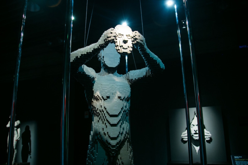 La exposición de fama mundial "El arte de LEGO" se inauguró en Moscú