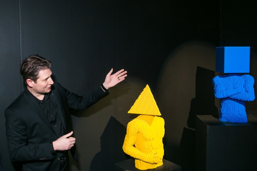 La exposición de fama mundial "El arte de LEGO" se inauguró en Moscú