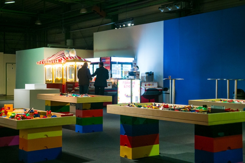 La exposición de fama mundial "El arte de LEGO" se inauguró en Moscú