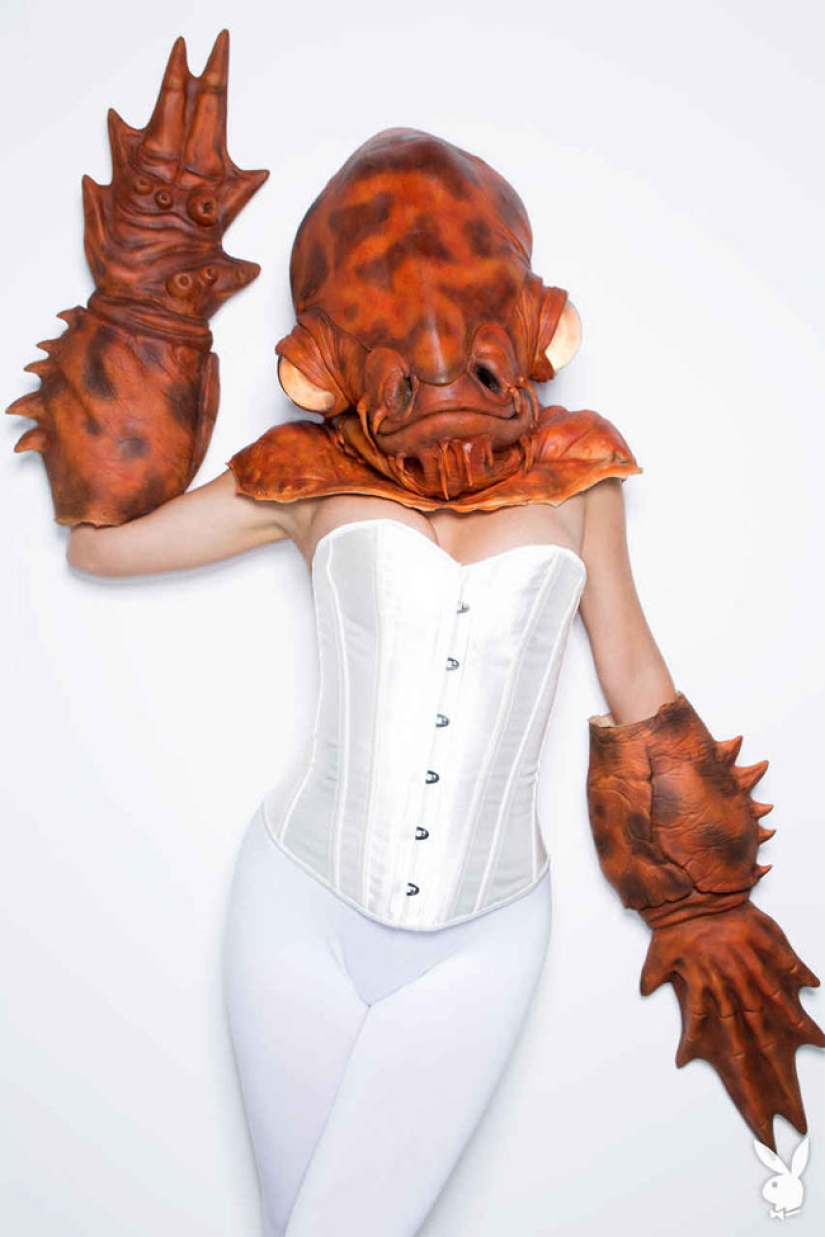 La modelo de Playboy se probó imágenes de sus personajes favoritos de "Star Wars"