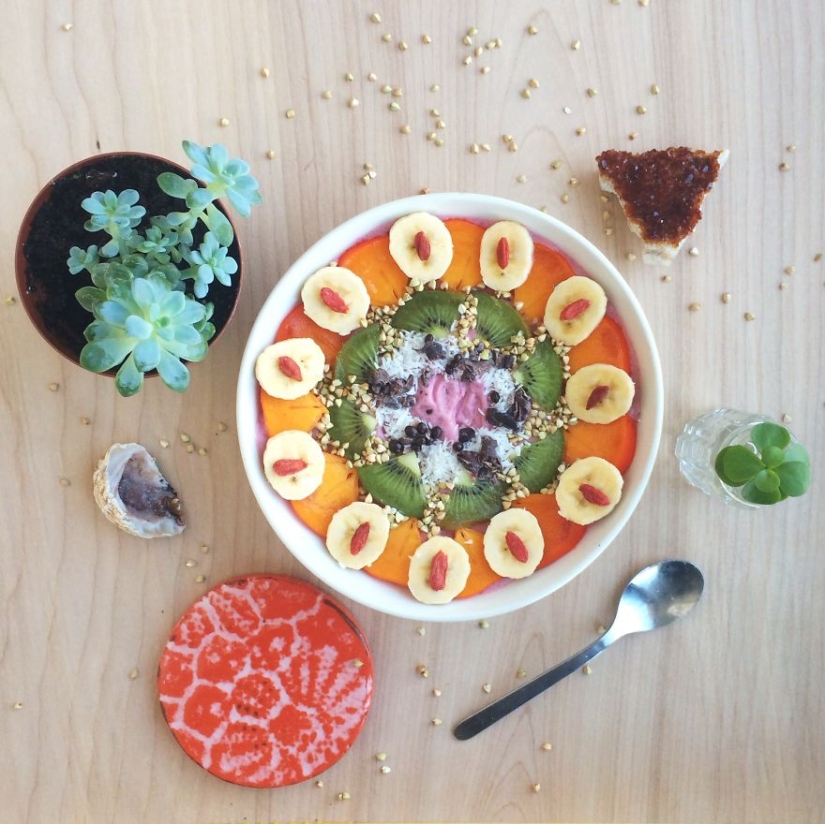 La niña crea verdaderas obras de arte con sus platos veganos