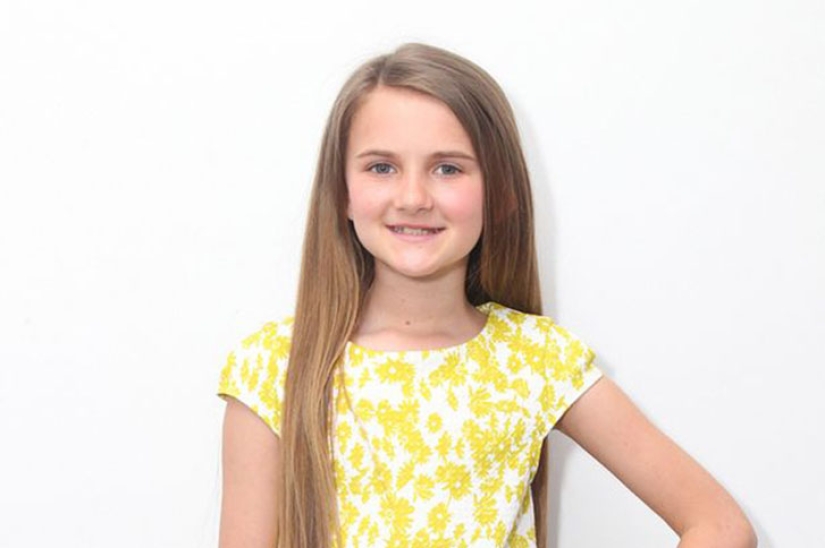 La niña de 11 años no es en absoluto una bloguera mimada cuyo padre gasta miles de libras en ella La niña de 11 años no es en absoluto una bloguera mimada cuyo padre gasta miles de libras en ella