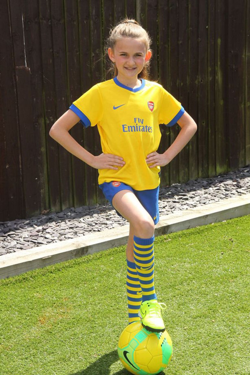 La niña de 11 años no es en absoluto una bloguera mimada cuyo padre gasta miles de libras en ella La niña de 11 años no es en absoluto una bloguera mimada cuyo padre gasta miles de libras en ella