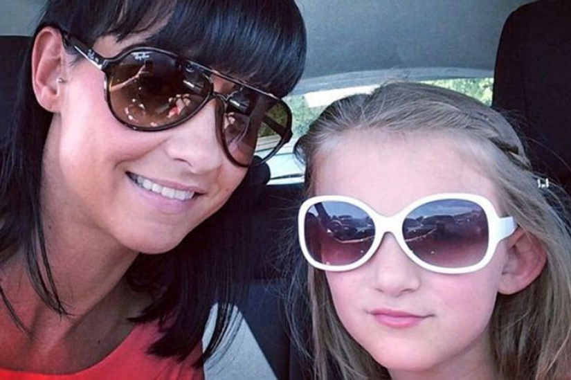 La niña de 11 años no es en absoluto una bloguera mimada cuyo padre gasta miles de libras en ella La niña de 11 años no es en absoluto una bloguera mimada cuyo padre gasta miles de libras en ella