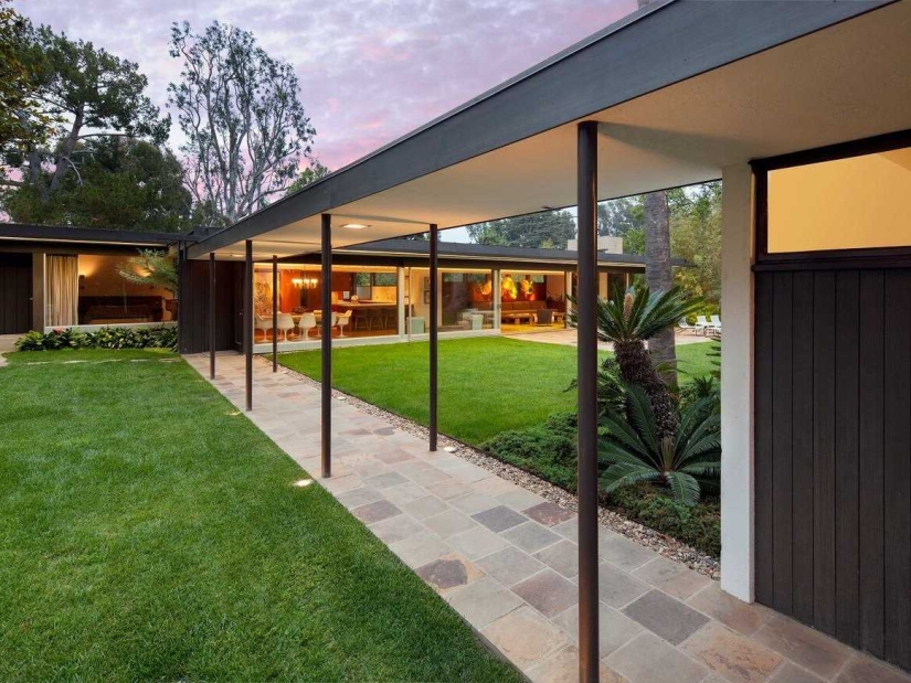 La ultramoderna finca de uno de los creadores de Los Simpson, que se puede comprar por 18 millones de dólares La ultramoderna finca de uno de los creadores de Los Simpson, que se puede comprar por 18 millones de dólares
