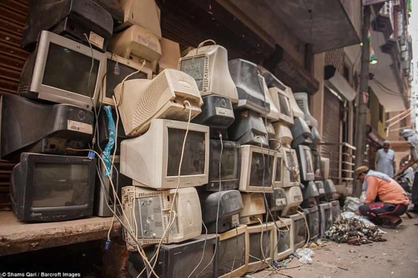 La vida en el cementerio indio de las computadoras La vida en el cementerio indio de las computadoras