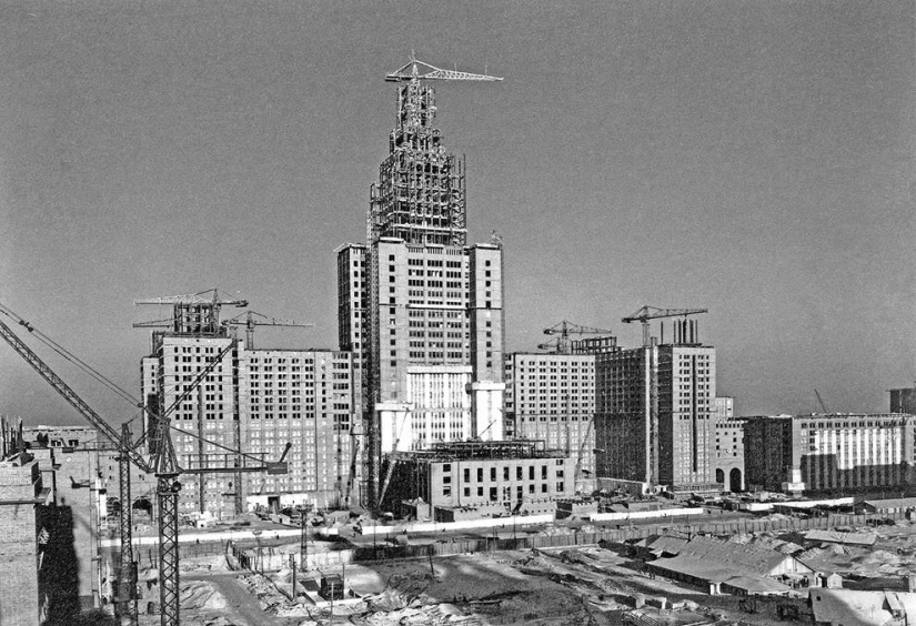Large construction sites Large construction sites