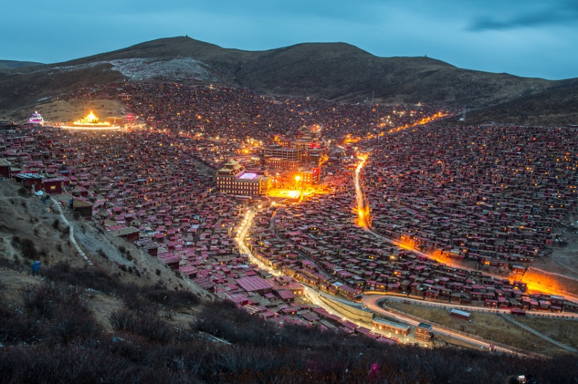Larung Gar: 40 mil budistas a gran altura