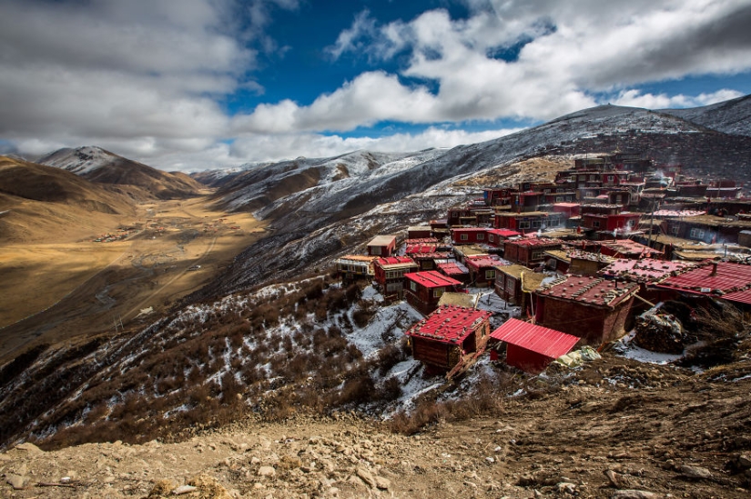 Larung Gar: 40 mil budistas a gran altura