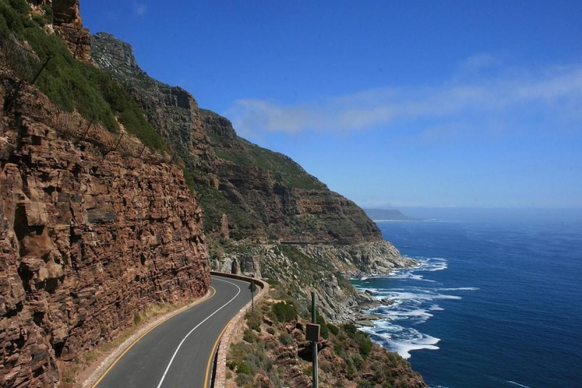 Las 20 carreteras más pintorescas y arriesgadas para los amantes de la aventura